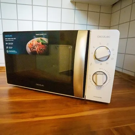 Lejlighed Immostay #3 - Mit Grossem Balkon, Parkplatz & Wlan- Naehe Zentrum