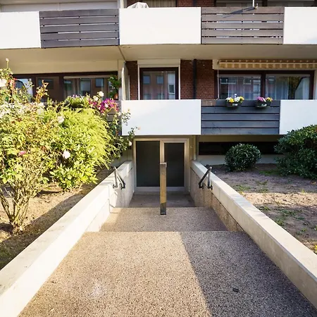 Lejlighed Immostay #3 - Mit Grossem Balkon, Parkplatz & Wlan- Naehe Zentrum *