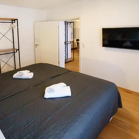 Lejlighed Immostay #3 - Mit Grossem Balkon, Parkplatz & Wlan- Naehe Zentrum *