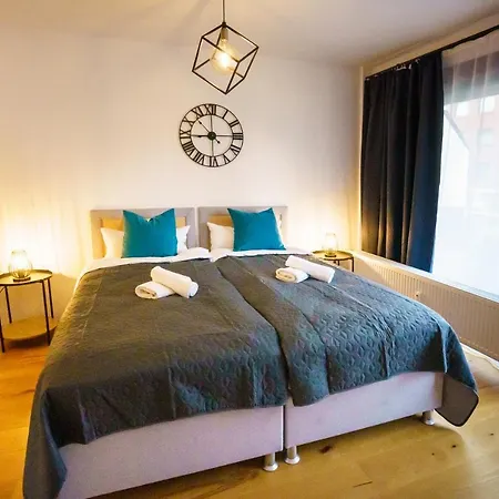 Immostay #3 - Mit Grossem Balkon, Parkplatz & Wlan- Naehe Zentrum * Bremen