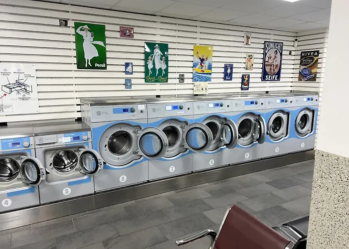 Lägenhet Immostay #3 - Mit Grossem Balkon, Parkplatz & Wlan- Naehe Zentrum