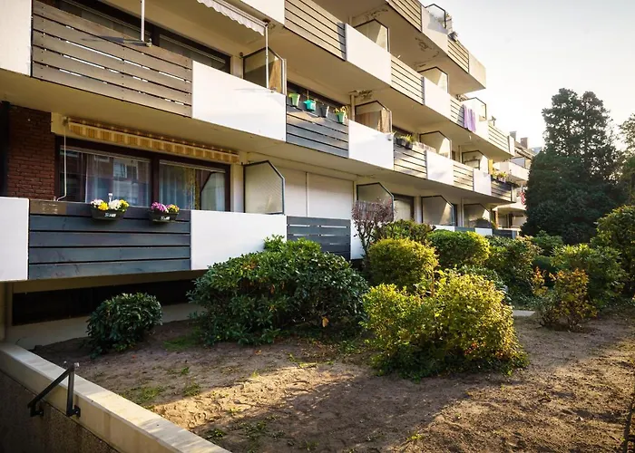 Immostay #3 - Mit Grossem Balkon, Parkplatz & Wlan- Naehe Zentrum