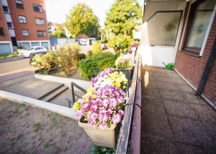 Immostay #3 - Mit Grossem Balkon, Parkplatz & Wlan- Naehe Zentrum 公寓