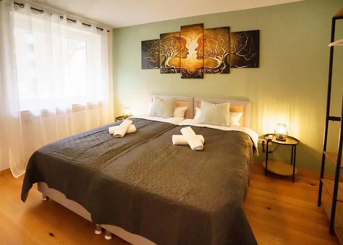 Immostay #3 - Mit Grossem Balkon, Parkplatz & Wlan- Naehe Zentrum 公寓